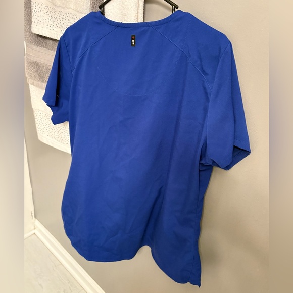 L Grey's Anatomy Women's Scrub Top, L Women's Cargo Jogger Pants in Galaxy Blue - Picture 4 of 7